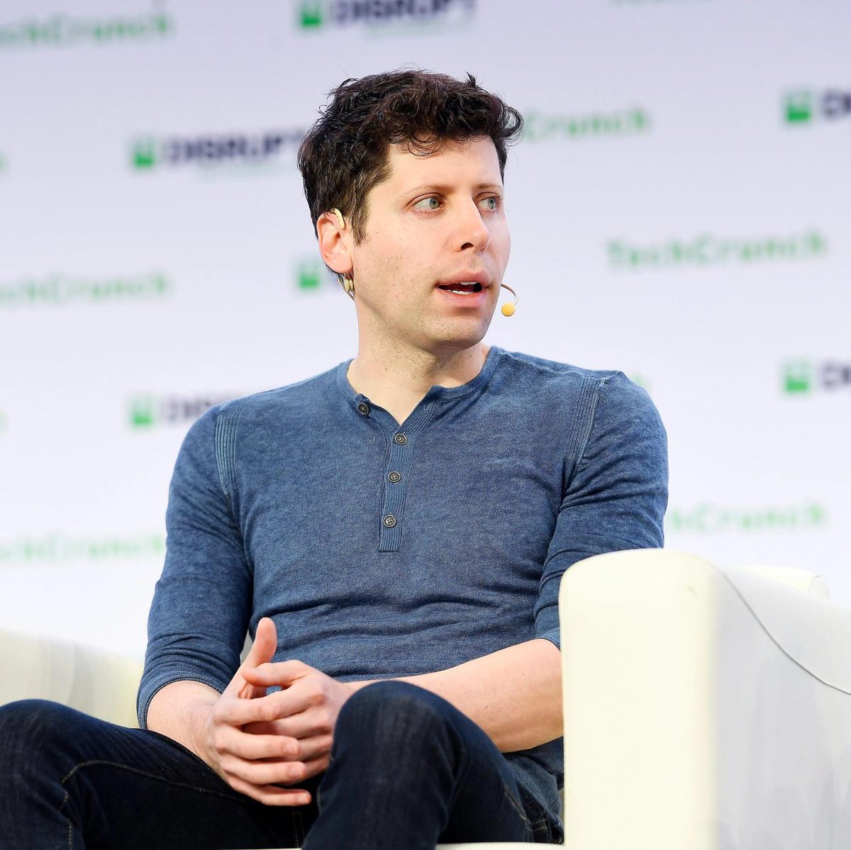 Endonezya, Sam Altman'ın World Projesi'ni Kayıt İhlalleri ve Şüpheli Faaliyetler Gerekçesiyle Askıya Aldı