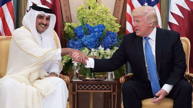 Trump'ın Lüks Özel Uçağını Katar'dan Hediye Olarak Alması Tartışmalara Neden Oldu